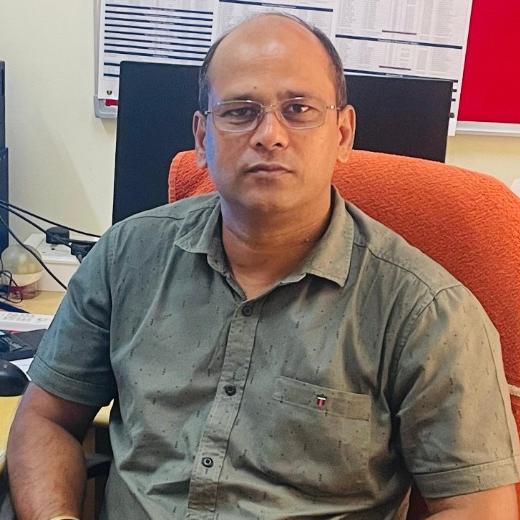 Dr. Manish Kumar